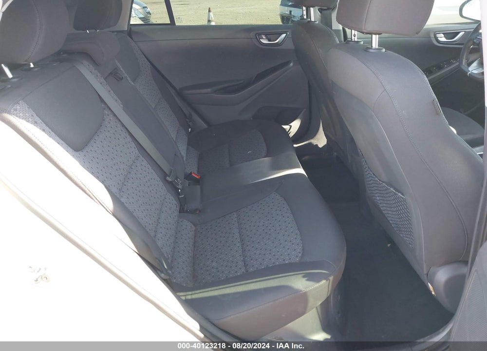 2017 HYUNDAI IONIQ HYBRID SEL VIN: KMHC75LC3HU057773