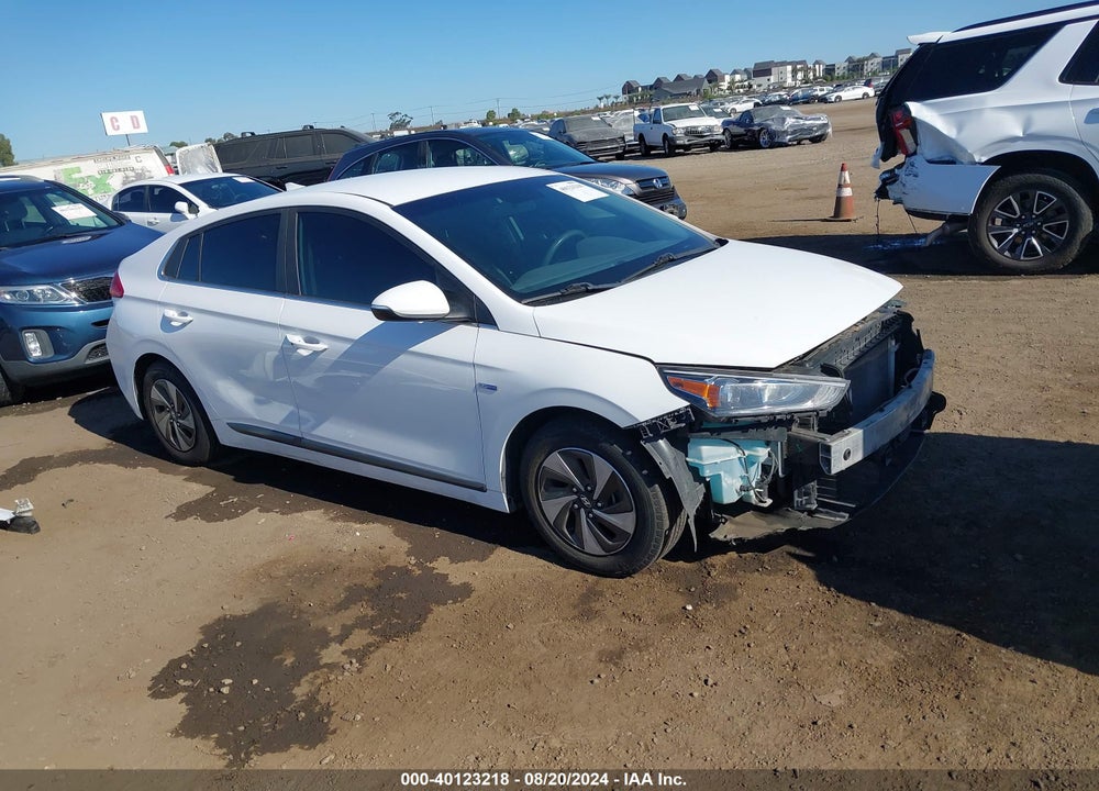 2017 HYUNDAI IONIQ HYBRID SEL VIN: KMHC75LC3HU057773