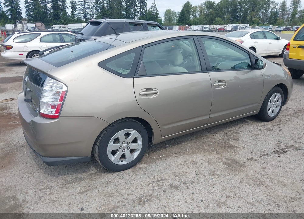 2007 TOYOTA PRIUS VIN: JTDKB20U177621394