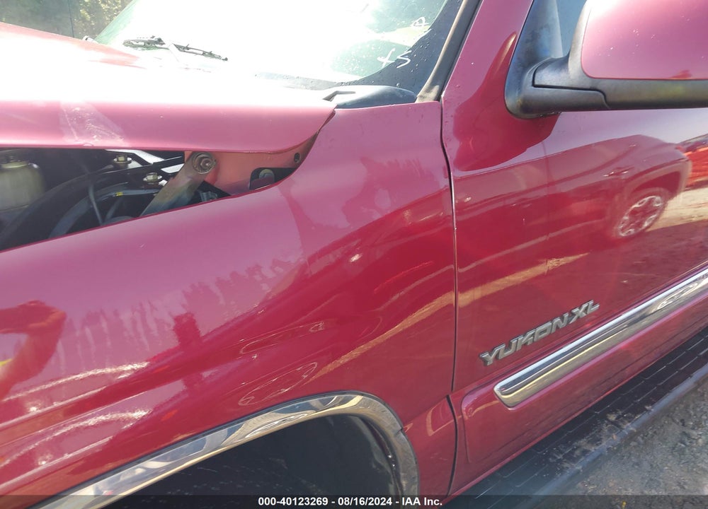 2005 GMC YUKON XL 1500 SLT VIN: 1GKEC16Z85J163817
