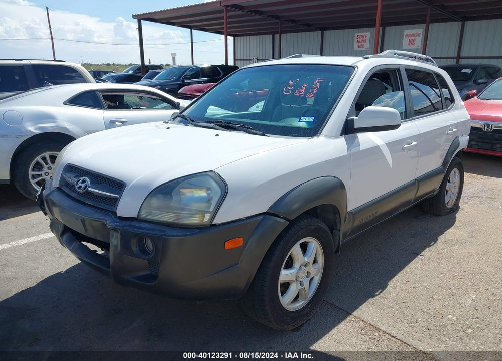 2005 HYUNDAI TUCSON GLS/LX VIN: KM8JN12D25U084541