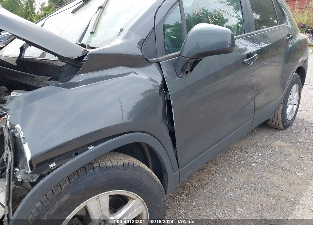 2020 CHEVROLET TRAX FWD LS VIN: 3GNCJKSB5LL272546
