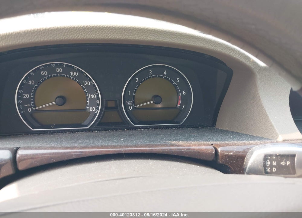 2006 BMW 750LI VIN: WBAHN835X6DT26011