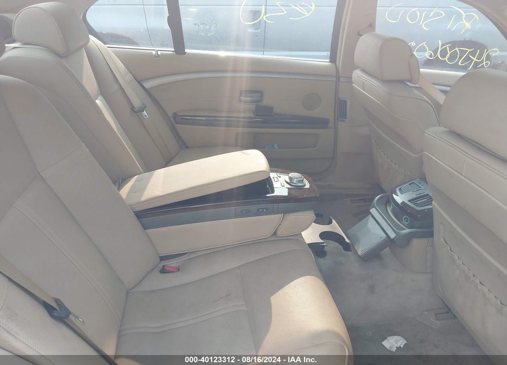 2006 BMW 750LI VIN: WBAHN835X6DT26011