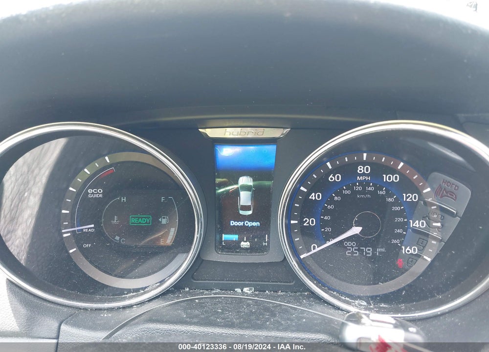2014 HYUNDAI SONATA HYBRID LIMITED VIN: KMHEC4A40EA116060