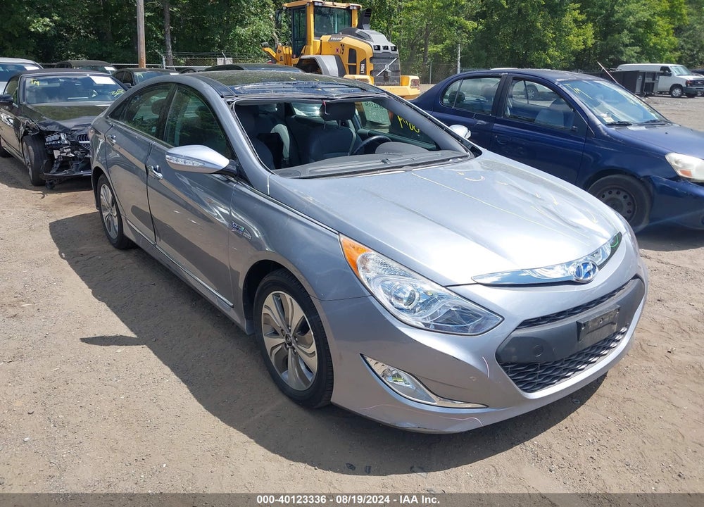 2014 HYUNDAI SONATA HYBRID LIMITED VIN: KMHEC4A40EA116060