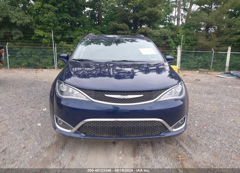2017 CHRYSLER PACIFICA TOURING L VIN: 2C4RC1BG7HR705927