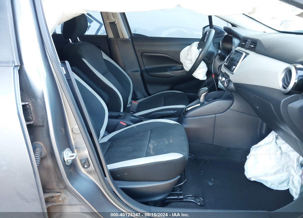 2020 NISSAN VERSA SV XTRONIC CVT VIN: 3N1CN8EV6LL841395