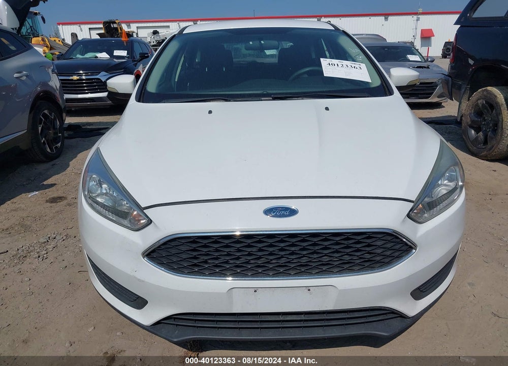 2015 FORD FOCUS SE VIN: 1FADP3K27FL306980