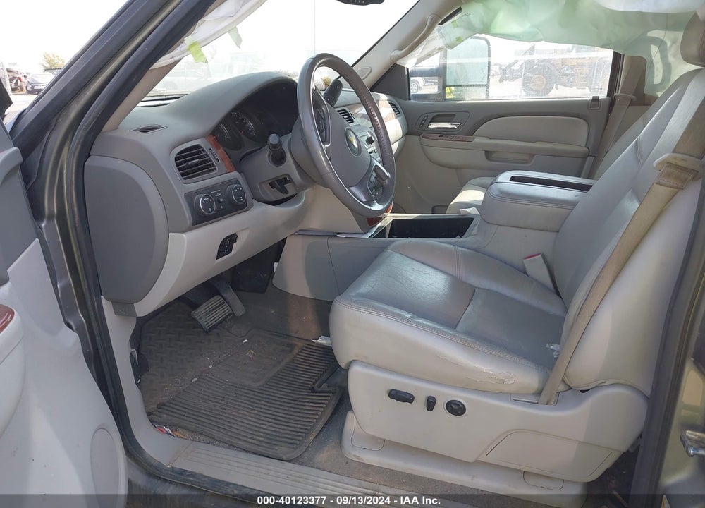2013 CHEVROLET SILVERADO 2500HD LTZ VIN: 1GC1KYEG4DF207447