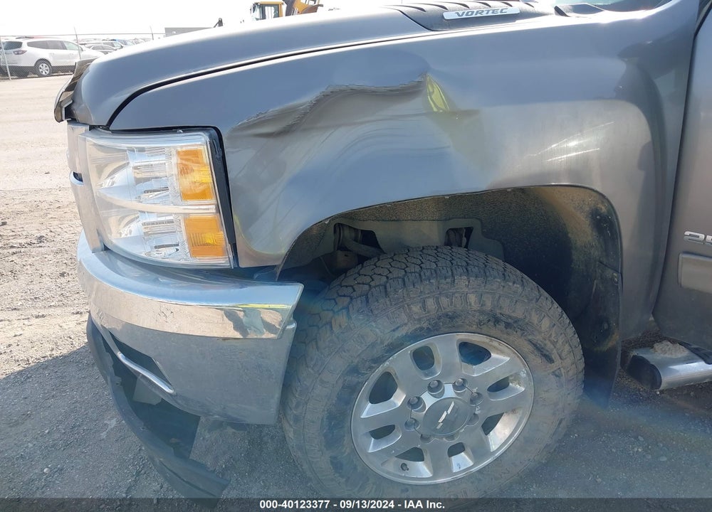 2013 CHEVROLET SILVERADO 2500HD LTZ VIN: 1GC1KYEG4DF207447