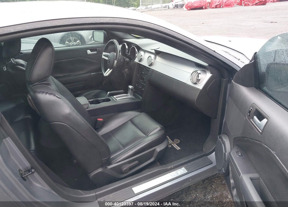 2007 FORD MUSTANG V6 DELUXE/V6 PREMIUM VIN: 1ZVHT80N475196703