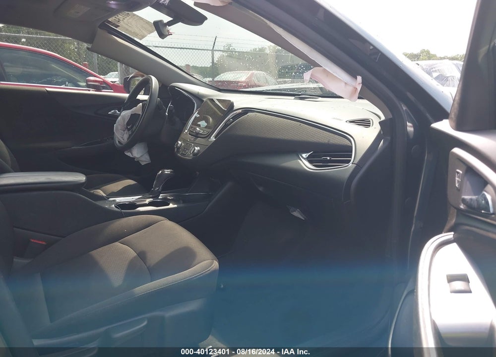 2019 CHEVROLET MALIBU LT VIN: 1G1ZD5ST7KF219949