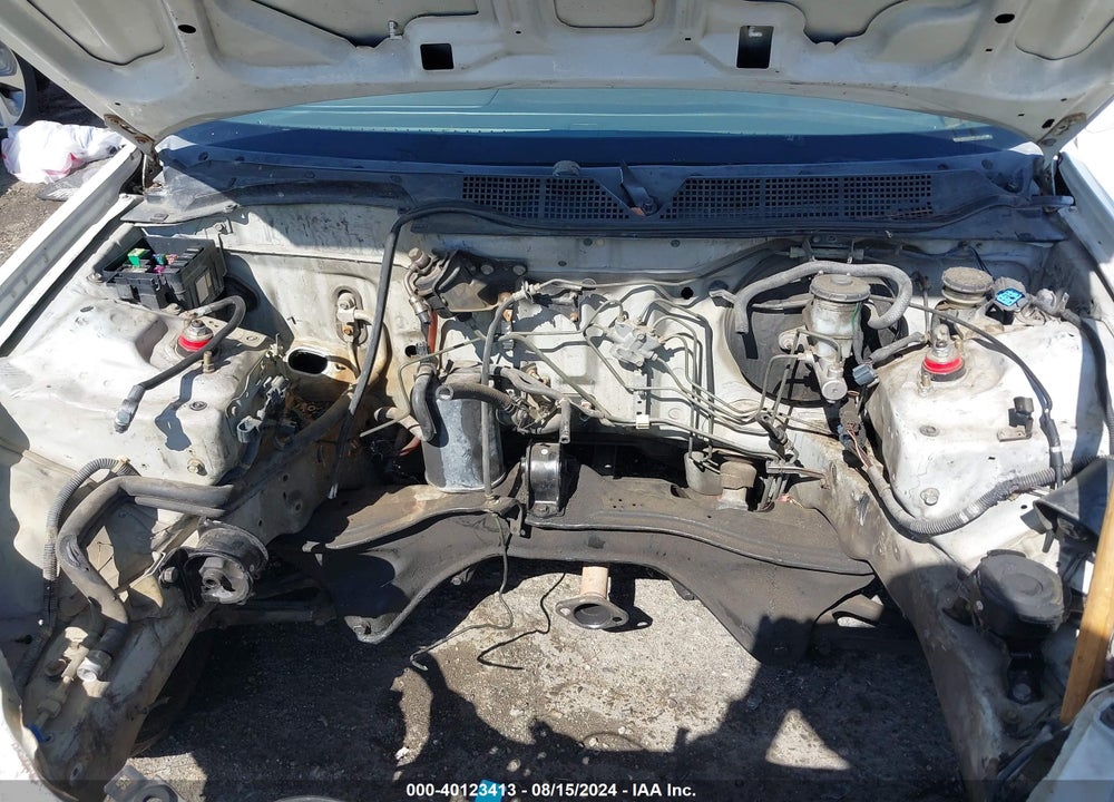 1998 HONDA CIVIC CX VIN: 2HGEJ6323WH121680