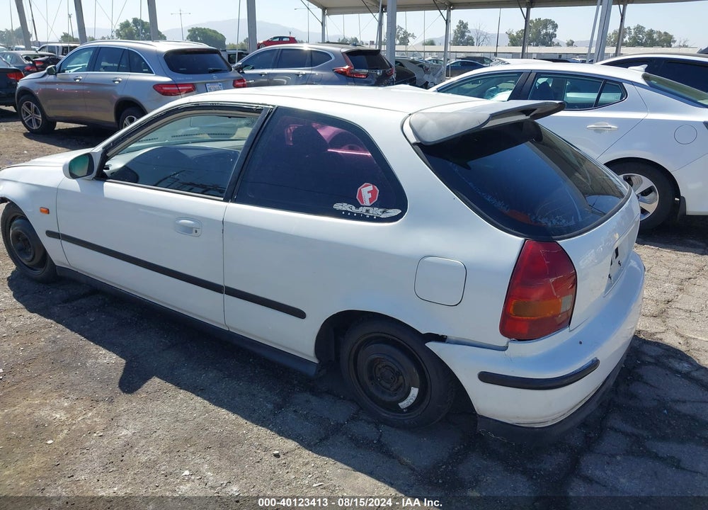 1998 HONDA CIVIC CX VIN: 2HGEJ6323WH121680
