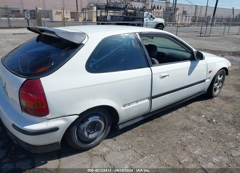 1998 HONDA CIVIC CX VIN: 2HGEJ6323WH121680