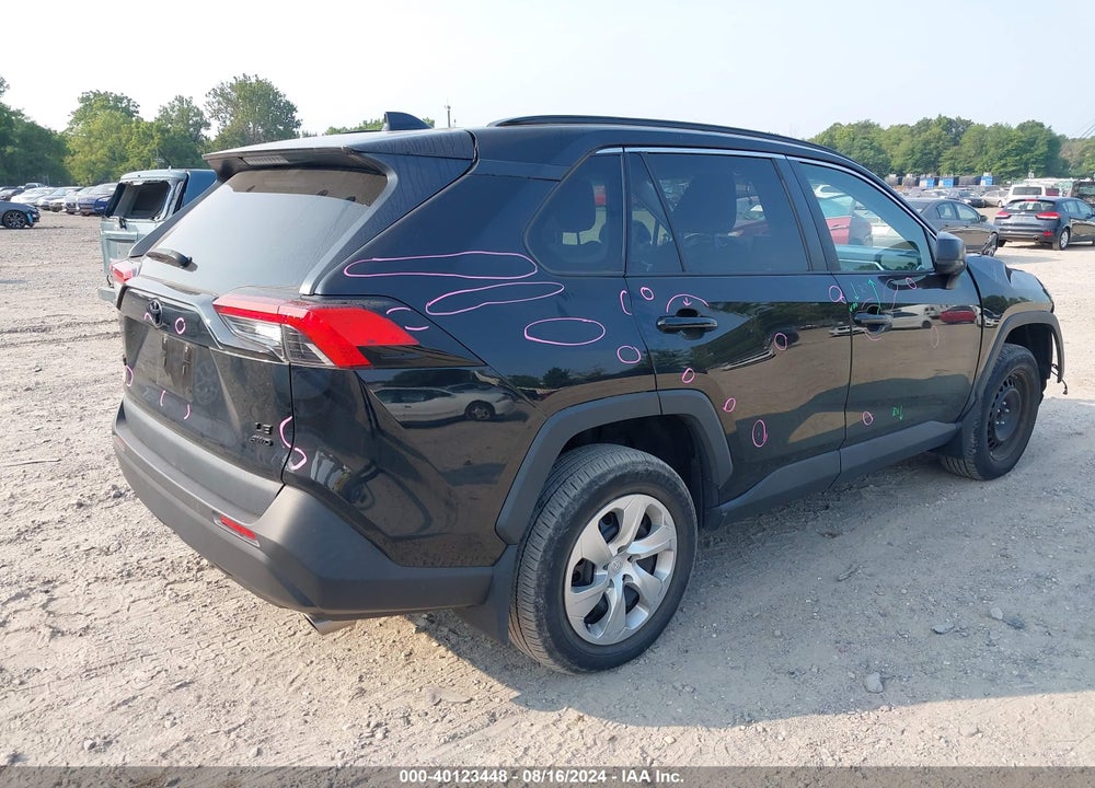 2020 TOYOTA RAV4 LE VIN: 2T3F1RFV1LW135812