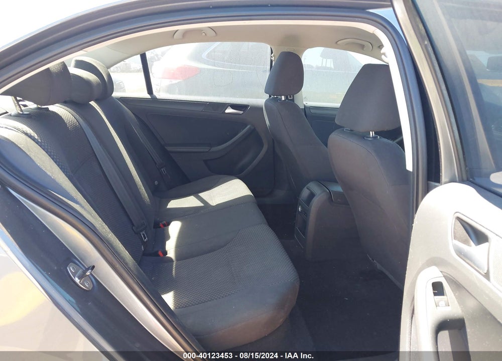 2013 VOLKSWAGEN JETTA VIN: 3VW2K7AJ3DM308041
