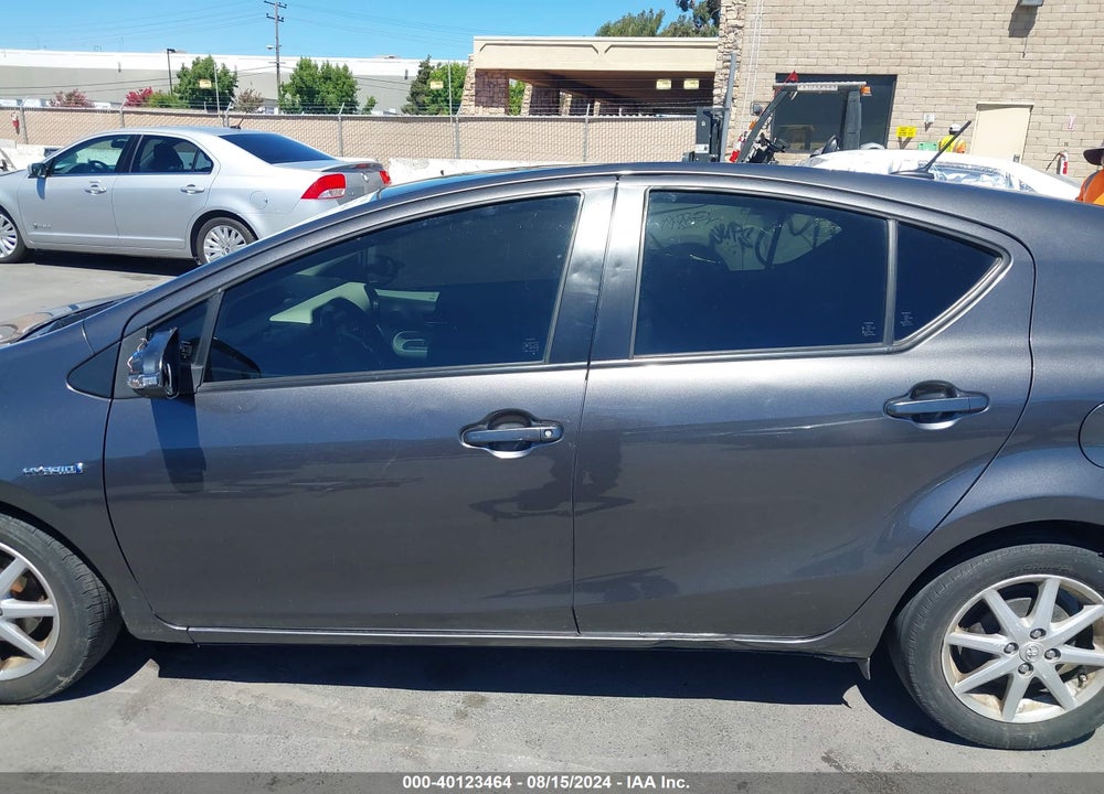 2012 TOYOTA PRIUS C FOUR VIN: JTDKDTB30C1518890