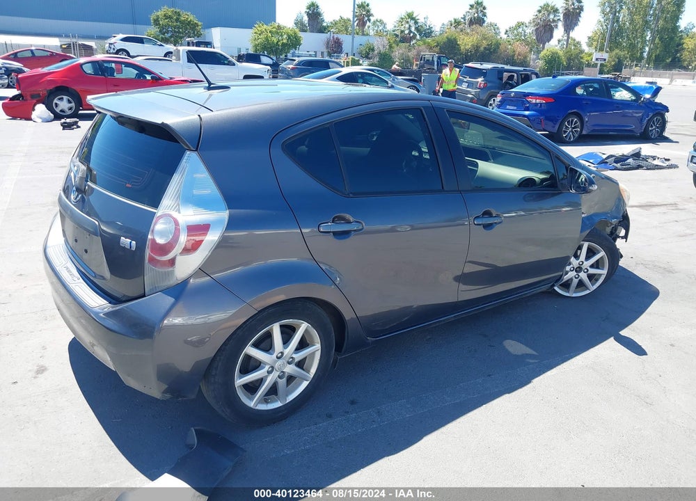 2012 TOYOTA PRIUS C FOUR VIN: JTDKDTB30C1518890