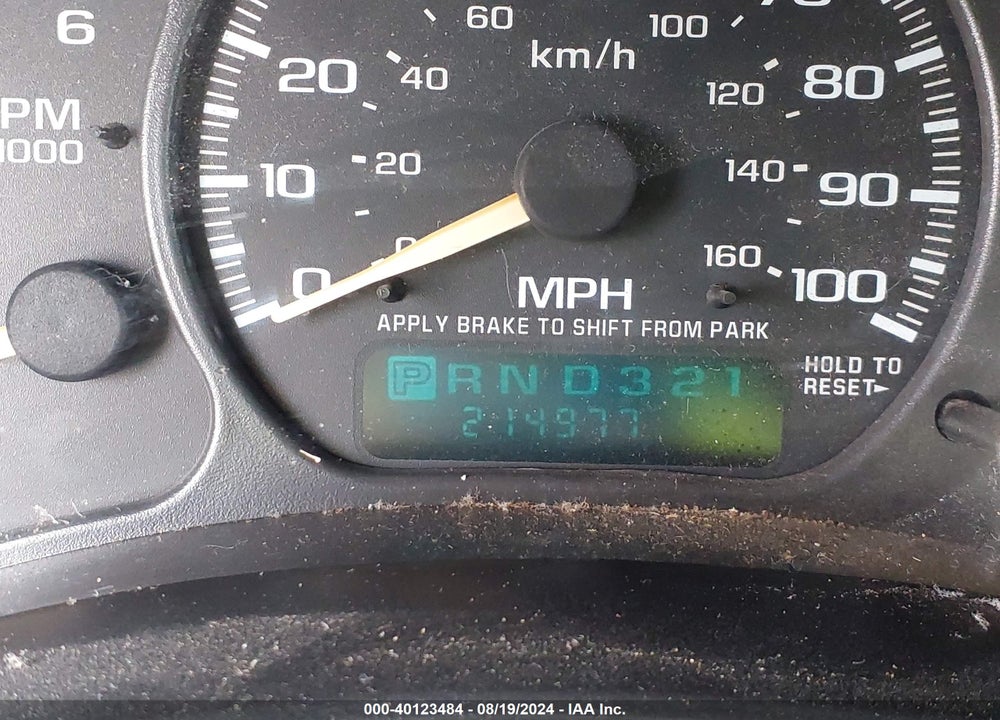 2002 GMC SIERRA 1500 SLE VIN: 2GTEK19T421140983