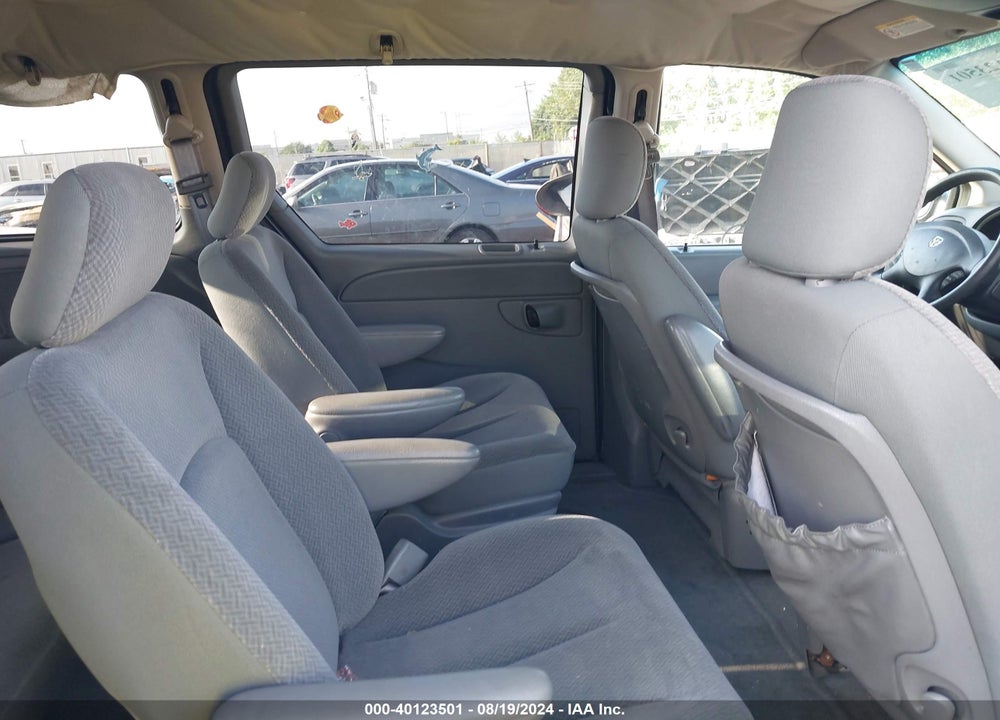 2005 DODGE CARAVAN SXT VIN: 1D4GP45R75B195960