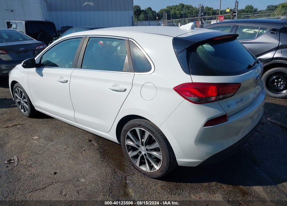 2018 HYUNDAI ELANTRA GT VIN: KMHH35LE6JU014523