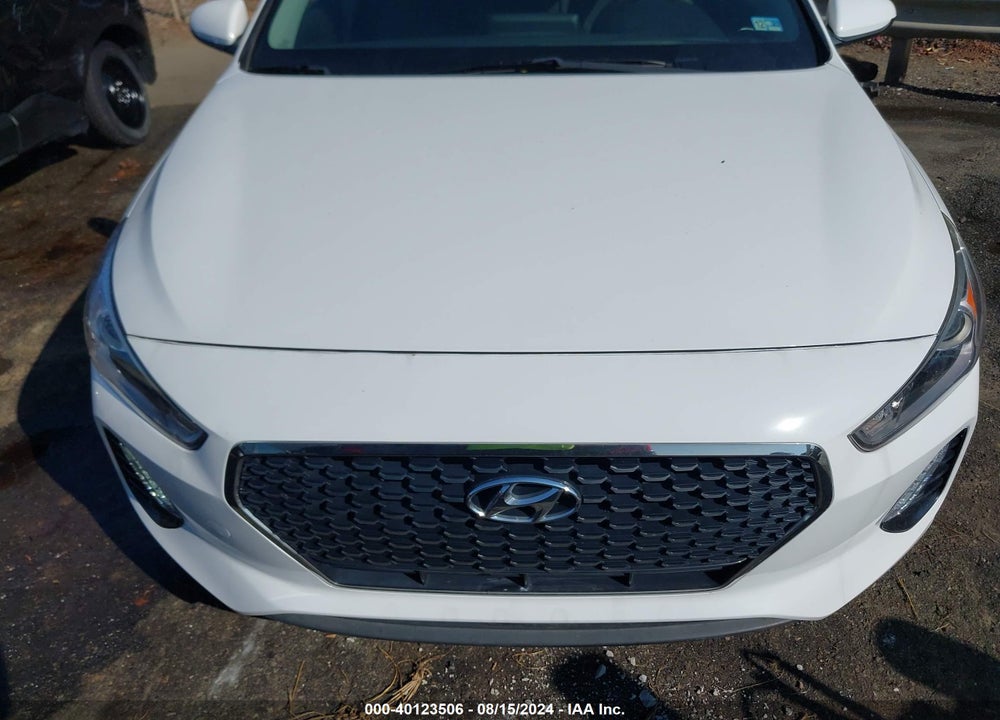 2018 HYUNDAI ELANTRA GT VIN: KMHH35LE6JU014523