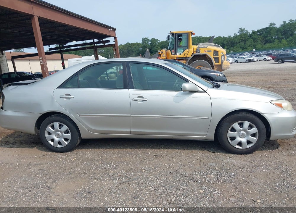 2003 TOYOTA CAMRY LE VIN: 4T1BE32K33U701988