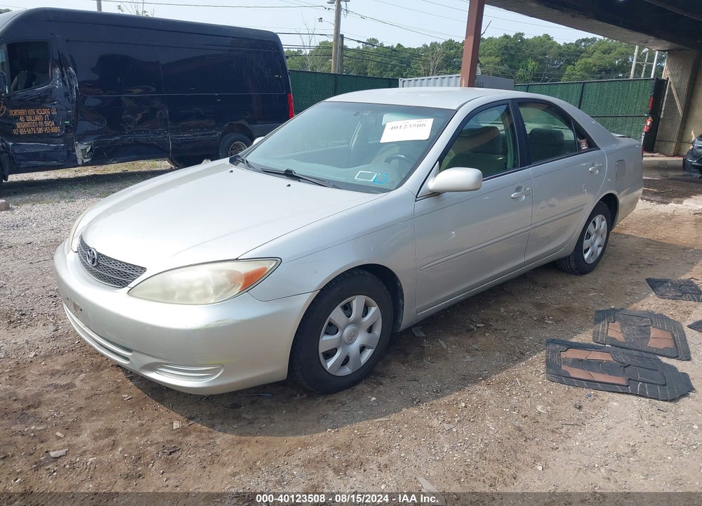 2003 TOYOTA CAMRY LE VIN: 4T1BE32K33U701988