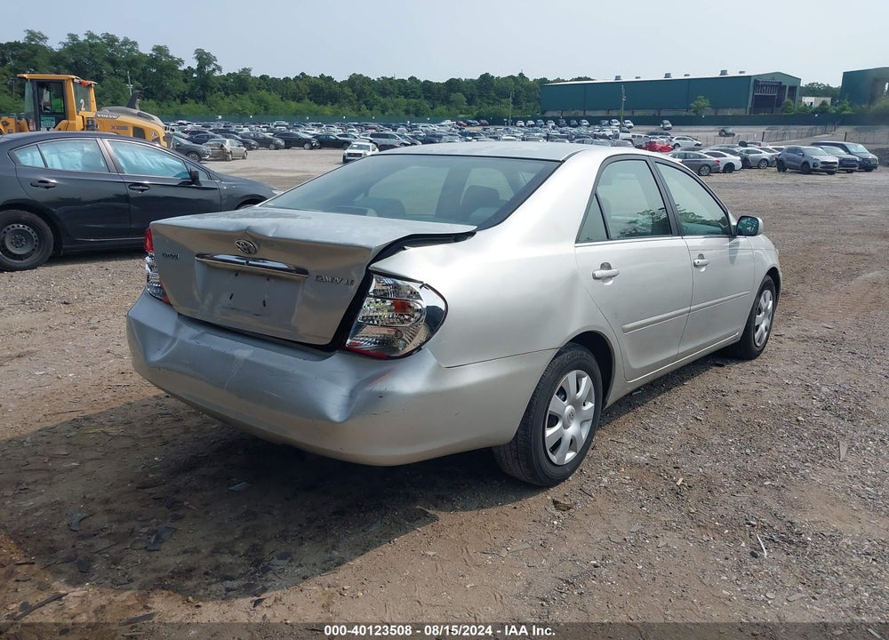 2003 TOYOTA CAMRY LE VIN: 4T1BE32K33U701988
