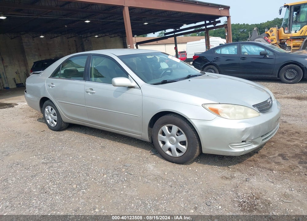 2003 TOYOTA CAMRY LE VIN: 4T1BE32K33U701988