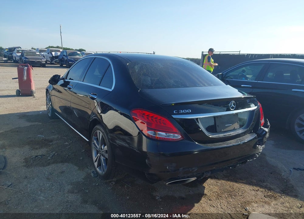 2018 MERCEDES-BENZ C 300 VIN: 55SWF4JB3JU282314