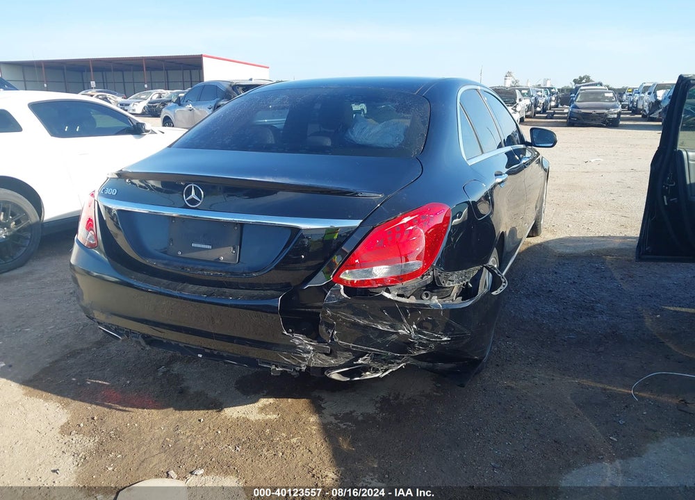 2018 MERCEDES-BENZ C 300 VIN: 55SWF4JB3JU282314