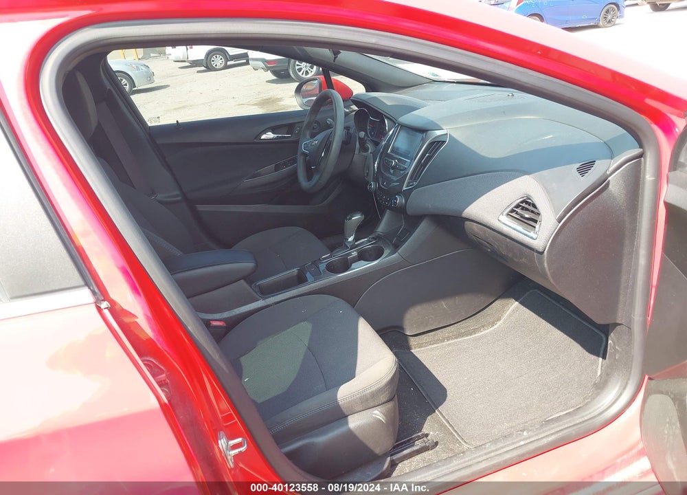 2017 CHEVROLET CRUZE LT AUTO VIN: 1G1BE5SM7H7219542