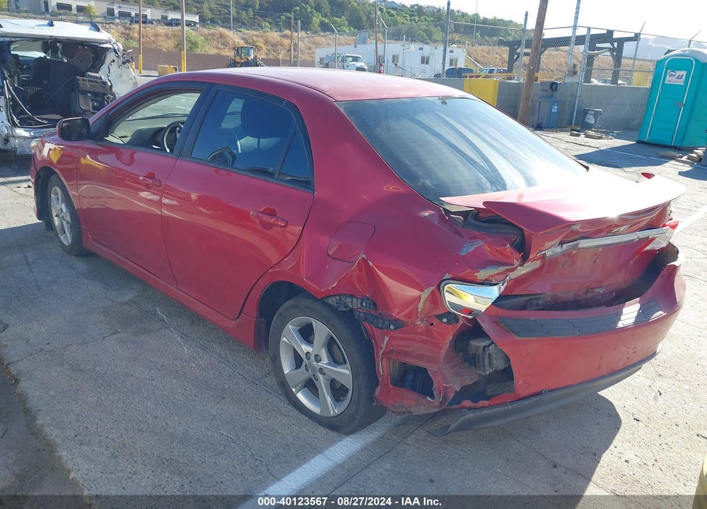 2013 TOYOTA COROLLA S VIN: 2T1BU4EE8DC957805