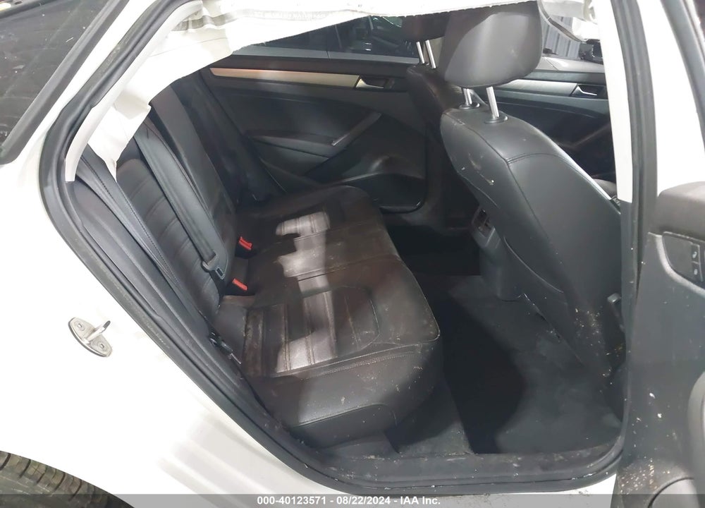 2015 VOLKSWAGEN PASSAT 1.8T SE VIN: 1VWBT7A33FC072168