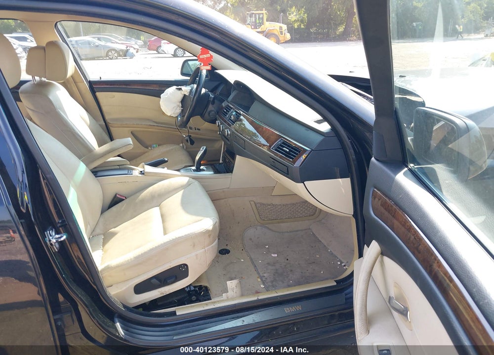 2010 BMW 528I VIN: WBANU5C56AC124933