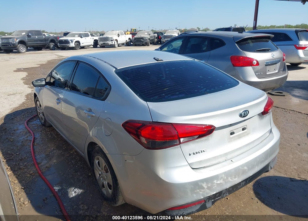 2017 KIA FORTE LX VIN: 3KPFK4A79HE113729