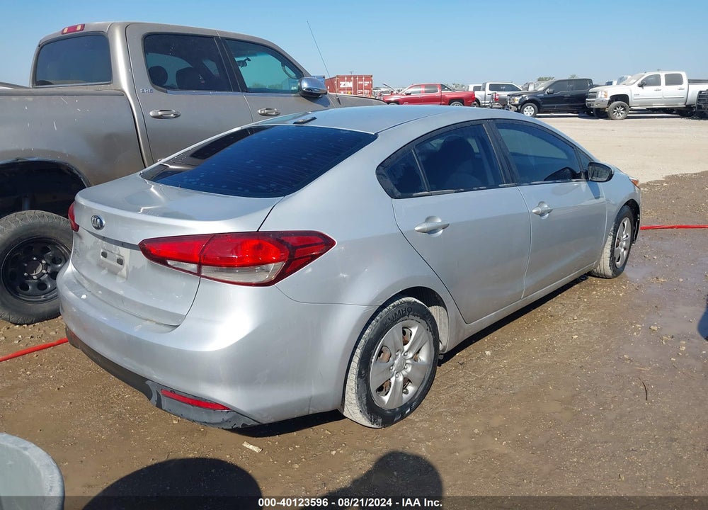 2017 KIA FORTE LX VIN: 3KPFK4A79HE113729