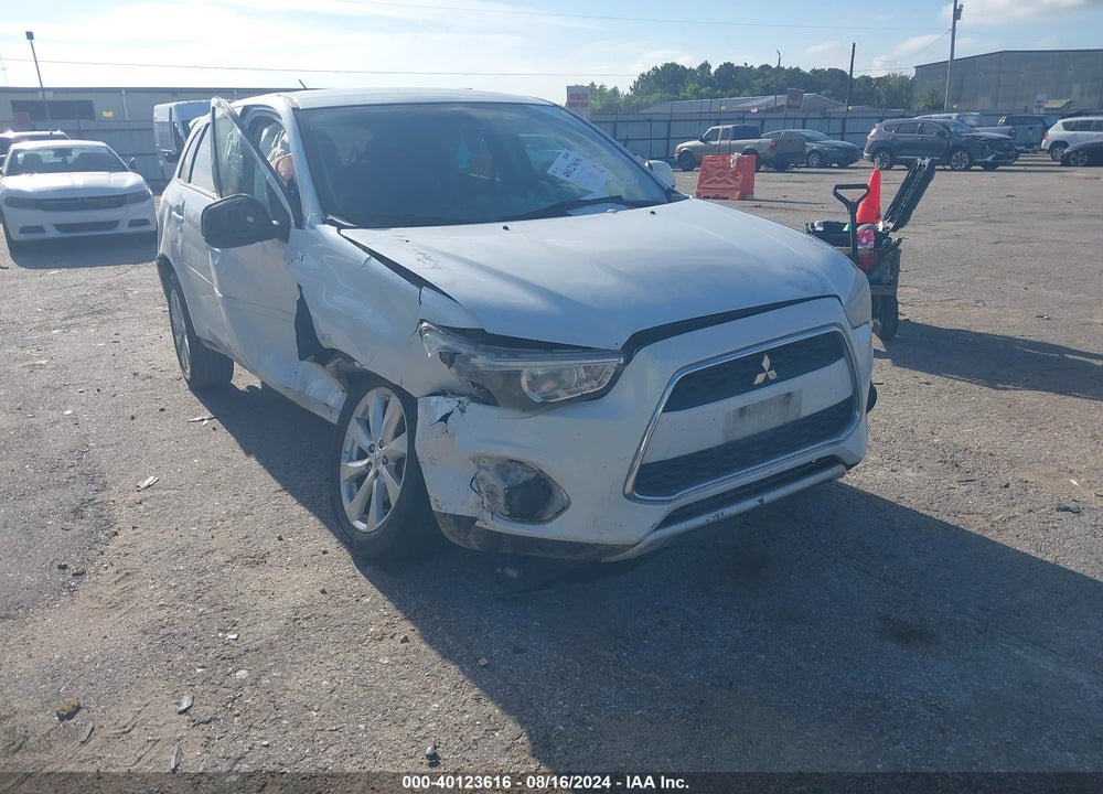 2015 MITSUBISHI OUTLANDER SPORT ES VIN: 4A4AP3AUXFE022806
