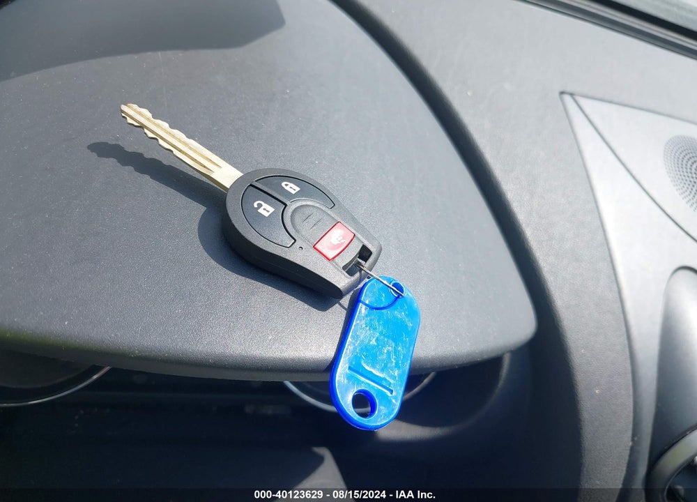 2015 NISSAN ROGUE SELECT S VIN: JN8AS5MV4FW758256