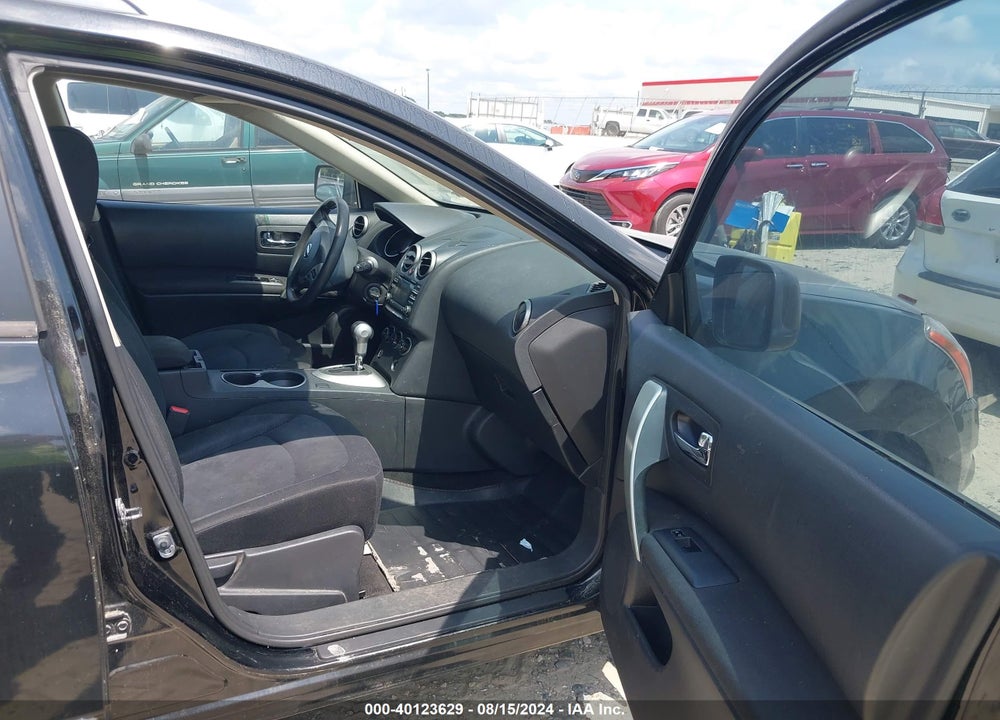 2015 NISSAN ROGUE SELECT S VIN: JN8AS5MV4FW758256
