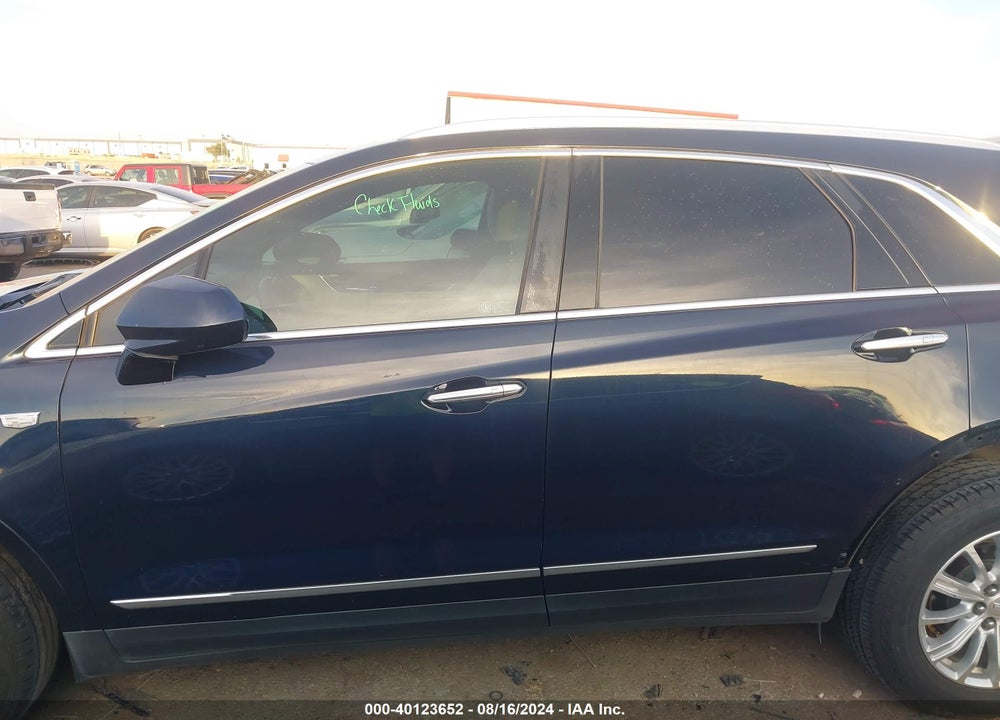 2017 CADILLAC XT5 STANDARD VIN: 1GYKNARS8HZ192421