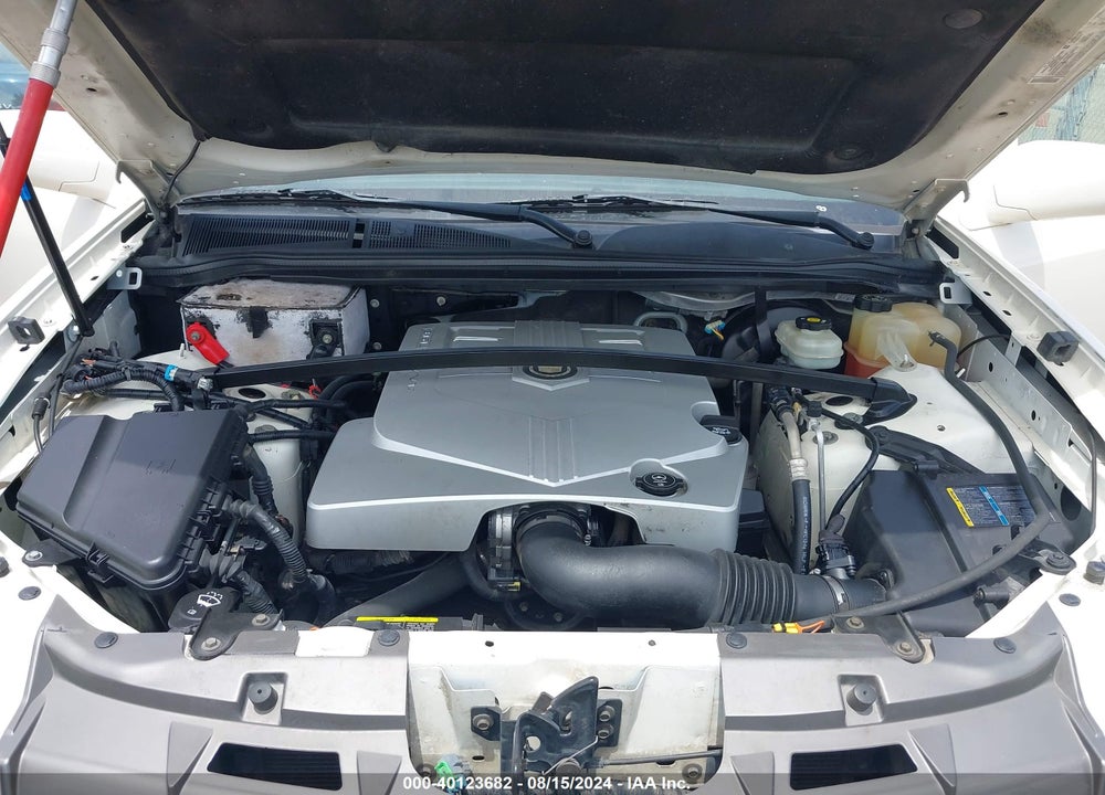 2005 CADILLAC SRX V6 VIN: 1GYEE637450215529