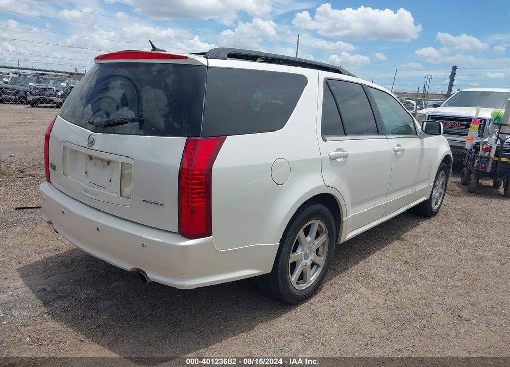 2005 CADILLAC SRX V6 VIN: 1GYEE637450215529
