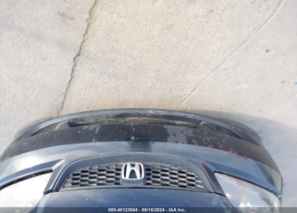 2005 HONDA CIVIC LX VIN: 1HGEM22505L035739