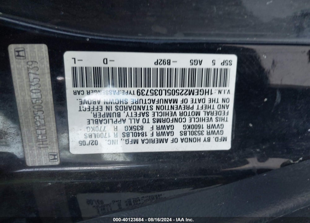 2005 HONDA CIVIC LX VIN: 1HGEM22505L035739