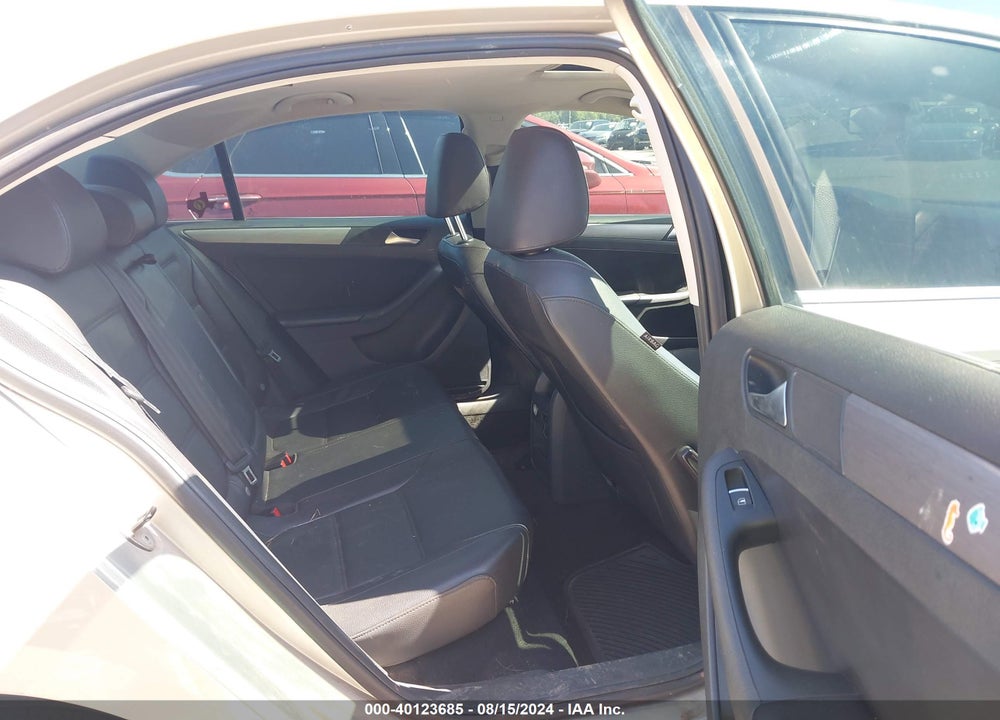 2013 VOLKSWAGEN JETTA 2.0L TDI VIN: 3VWLL7AJ0DM232554