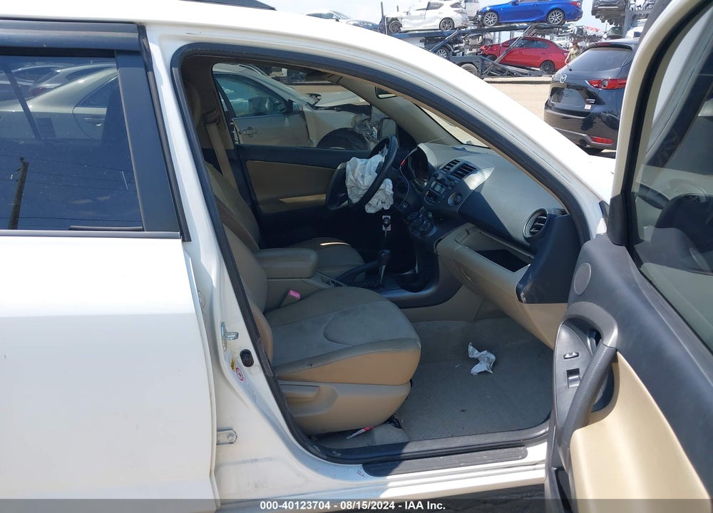 2009 TOYOTA RAV4 VIN: JTMZF33V59D004081